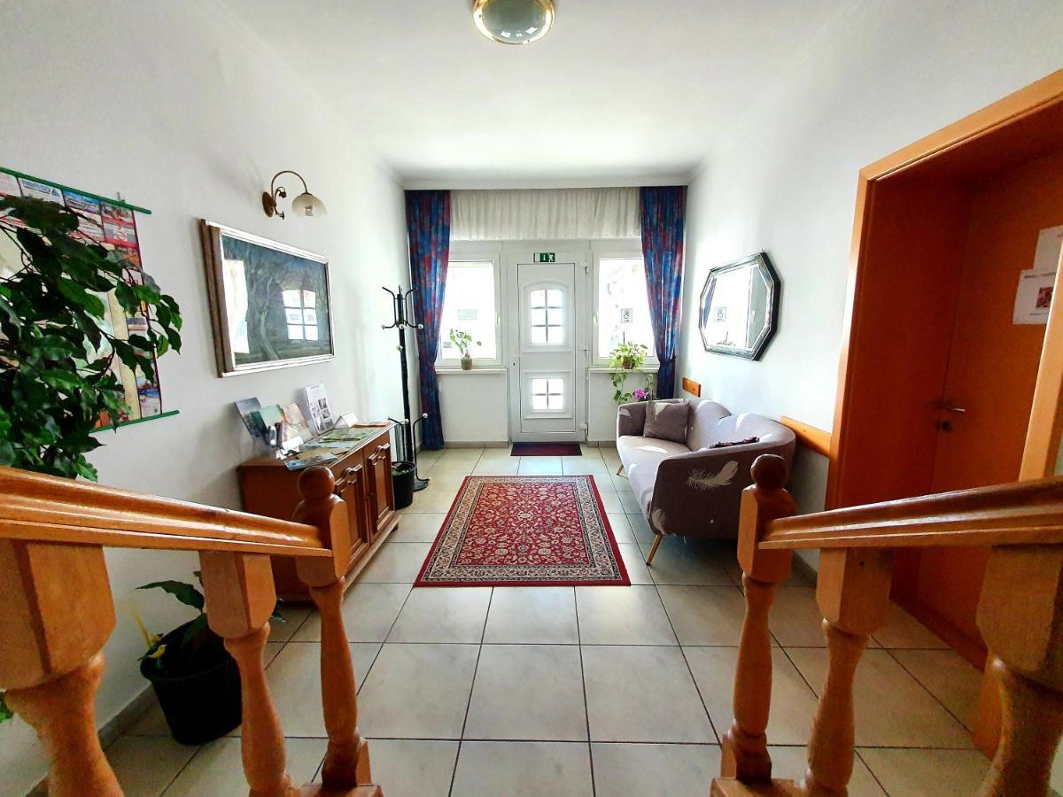 Eva Panzio Hotel Sárvár Екстериор снимка