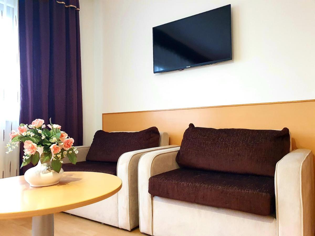 Eva Panzio Hotel Sárvár Екстериор снимка