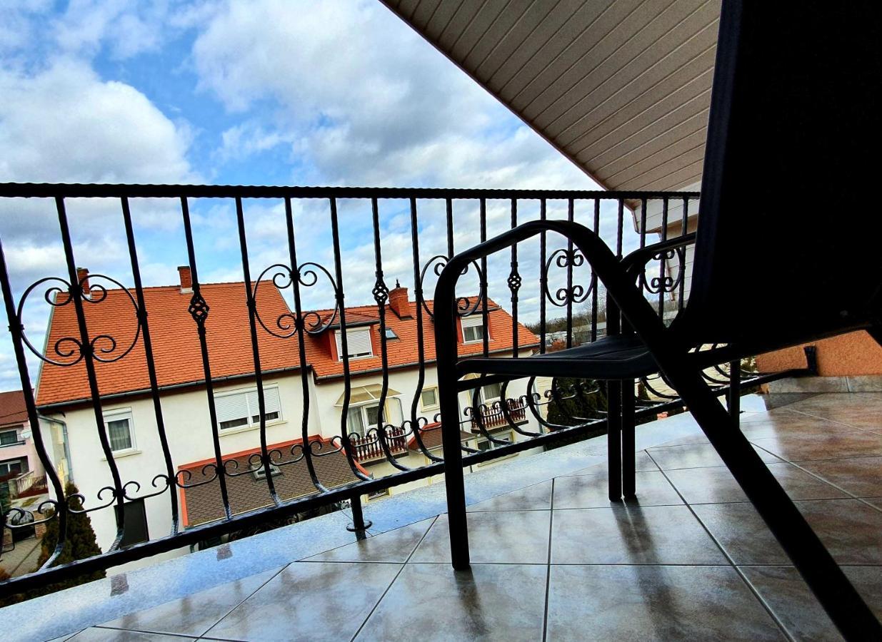 Eva Panzio Hotel Sárvár Екстериор снимка