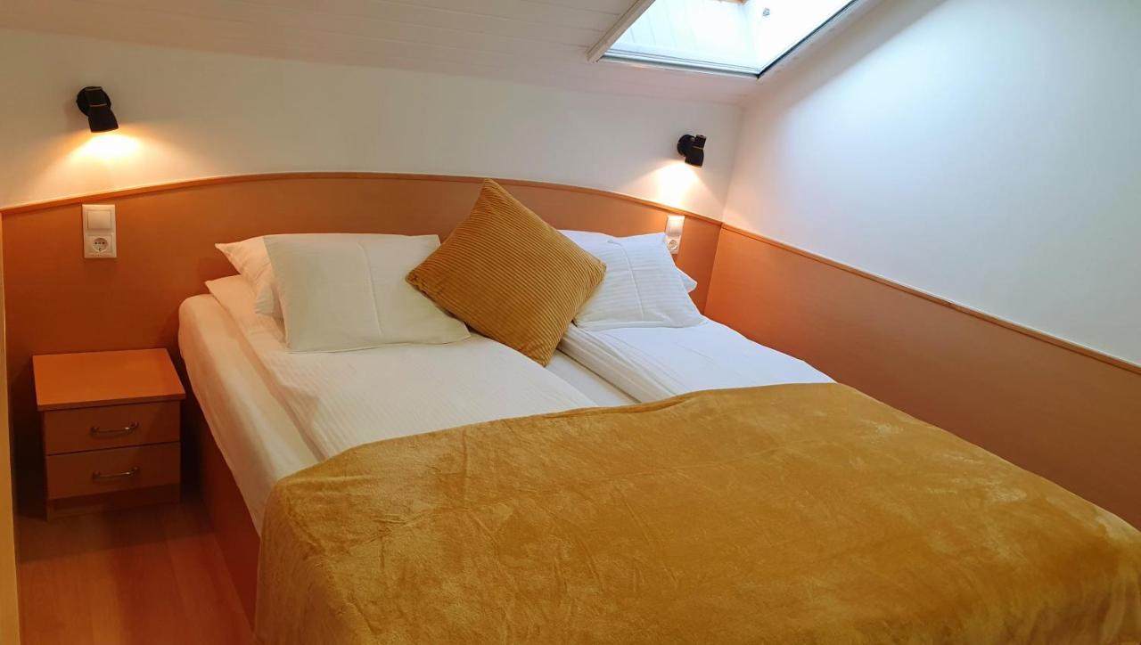 Eva Panzio Hotel Sárvár Екстериор снимка