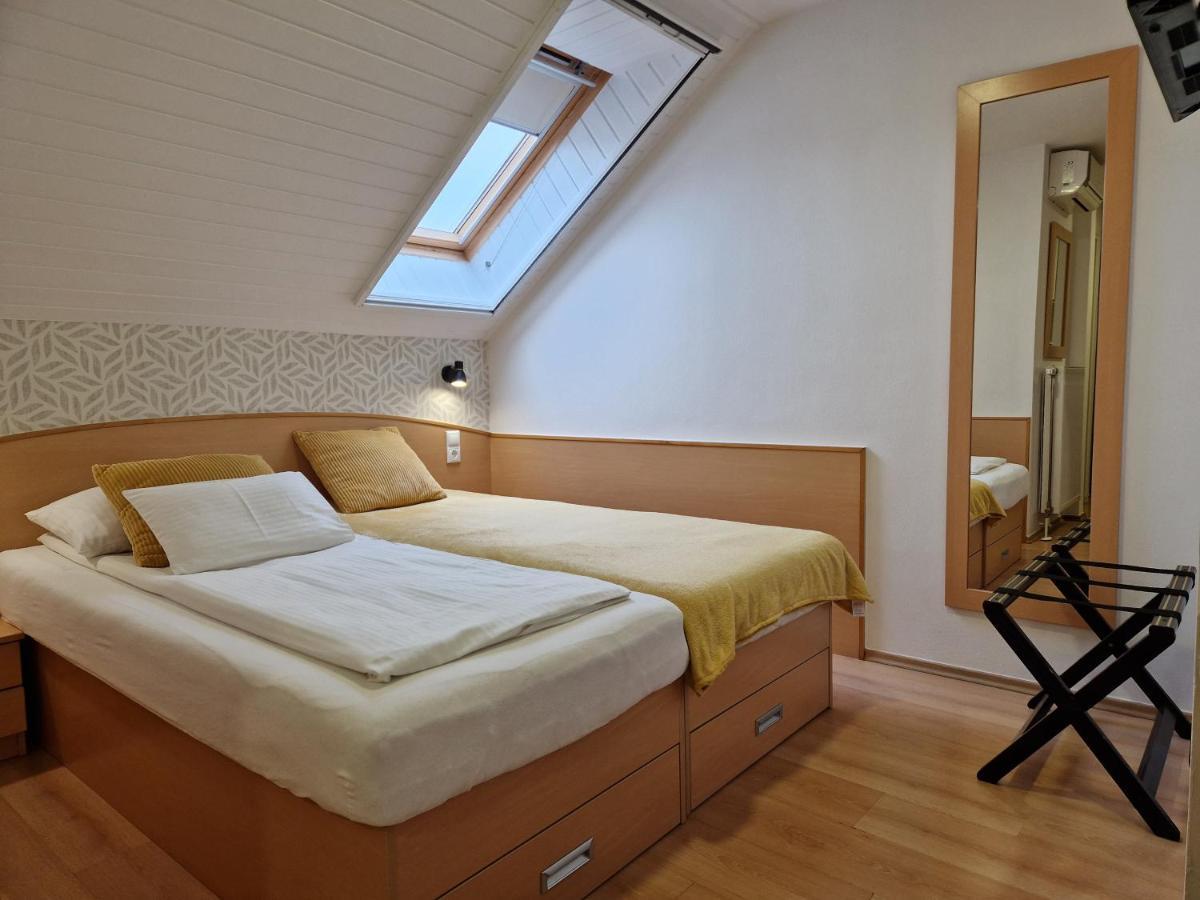 Eva Panzio Hotel Sárvár Екстериор снимка